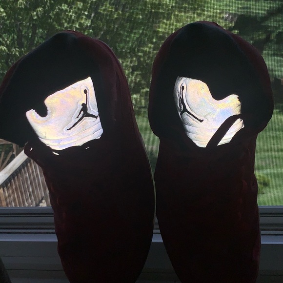 Air Jordan V Red Suede 2017 - Picture 4 of 5